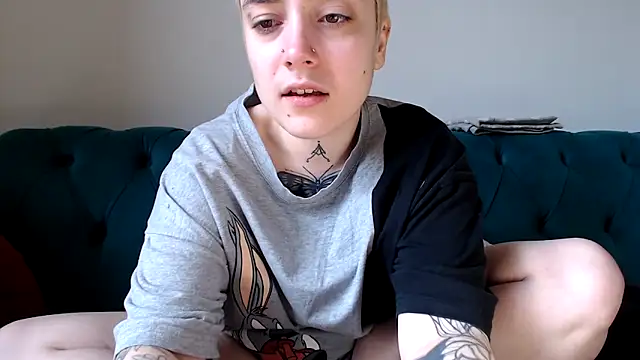 OllympeKaii online show from March 9, 2025, 1:04 pm