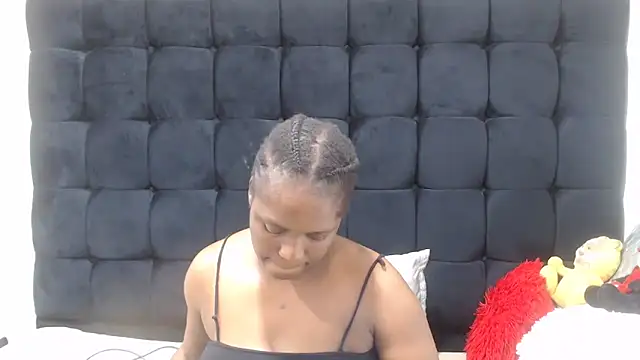 TaurusClitCake online show from October 19, 2025, 4:18 pm