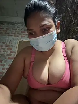 Snapshot of divya_arora22 chatting on March 7, 2025, 7:16 pm divya arora22 online show from March 7, 2025, 7:16 pm