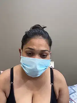 Snapshot of divya_arora22 chatting on March 15, 2025, 7:38 pm divya arora22 online show from March 15, 2025, 7:38 pm
