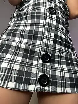  Emily Thompson  online show from October 21, 2025, 1:28 am