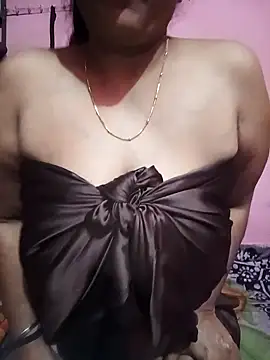 Snapshot of Rashmi_Rai chatting on March 7, 2025, 4:44 pm Rashmi Rai online show from March 7, 2025, 4:44 pm