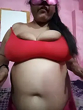 Snapshot of Rashmi_Rai chatting on March 9, 2025, 4:11 pm Rashmi Rai online show from March 9, 2025, 4:11 pm