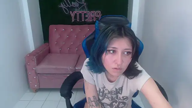 Snapshot of lissacatty_t chatting on March 6, 2025, 10:04 pm lissacatty t online show from March 6, 2025, 10:04 pm