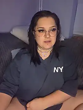 Saucy-Serenity online show from October 2, 2025, 7:32 pm