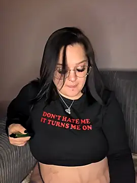 Saucy-Serenity online show from November 8, 2025, 8:51 pm