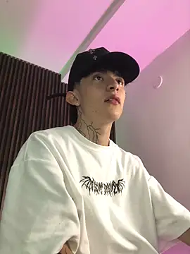 troy rouge online show from October 6, 2025, 7:11 pm