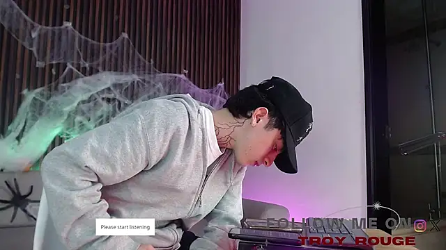 troy rouge online show from October 22, 2025, 7:35 pm