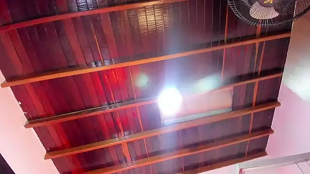 Snapshot of Small_Hot19 chatting on October 9, 2025, 10:13 am Small Hot19 online show from October 9, 2025, 10:13 am