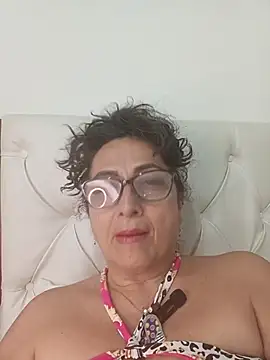 Snapshot of AlessandraLeroy chatting on July 12, 2026, 1:29 am AlessandraLeroy online show from July 12, 2026, 1:29 am