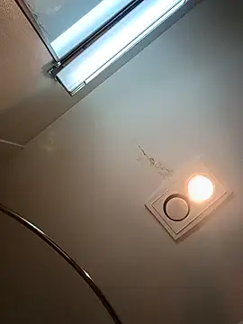 KITTYBOOBOOFUXX online show from November 13, 2025, 5:28 am