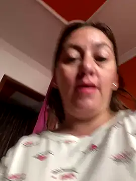 Luna-nevada online show from November 14, 2025, 5:11 pm