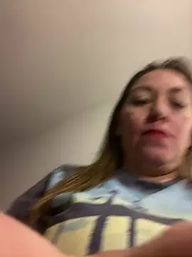 Snapshot of Luna-nevada chatting on July 8, 2026, 2:16 am Luna-nevada online show from July 8, 2026, 2:16 am