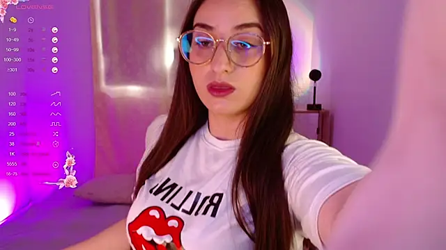 KARINA FLOWER  online show from March 6, 2025, 11:47 am