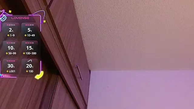 Oliviargf online show from September 26, 2025, 11:31 pm