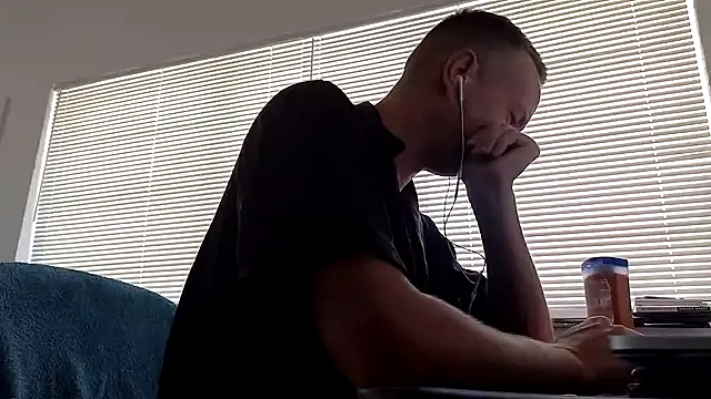 TheDaddy005 online show from June 16, 2026, 3:36 pm