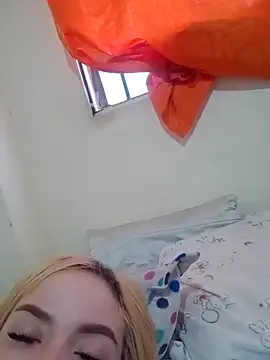 Snapshot of sara_crushx chatting on March 7, 2025, 10:43 pm sara crushx online show from March 7, 2025, 10:43 pm