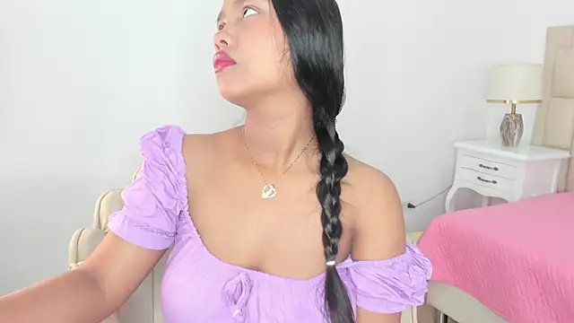 MadisonGomez16 online show from May 31, 2026, 11:39 am