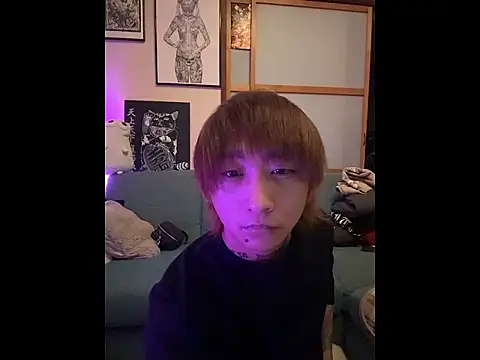 ryokunero online show from November 12, 2025, 7:09 am