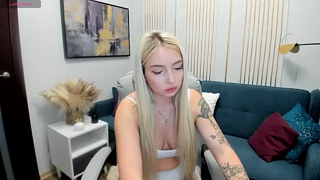 OhMyEmma online show from March 17, 2025, 1:03 am