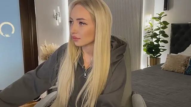 OhMyEmma online show from March 30, 2026, 1:17 am