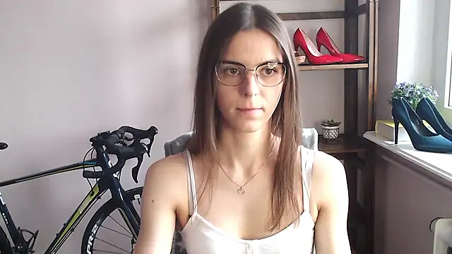 Snapshot of love_megi chatting on February 12, 2026, 2:23 pm love megi online show from February 12, 2026, 2:23 pm