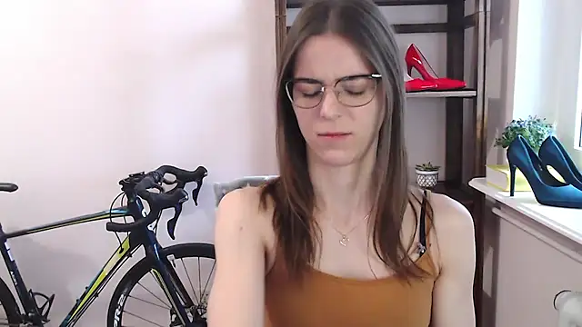 Snapshot of love_megi chatting on February 22, 2026, 7:29 am love megi online show from February 22, 2026, 7:29 am