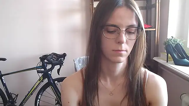 Snapshot of love_megi chatting on March 3, 2026, 2:23 pm love megi online show from March 3, 2026, 2:23 pm