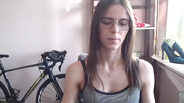 Snapshot of love_megi chatting on March 5, 2026, 1:29 pm love megi online show from March 5, 2026, 1:29 pm