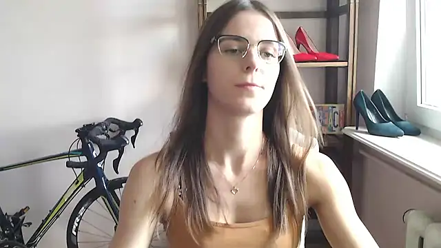 Snapshot of love_megi chatting on May 28, 2026, 1:30 pm love megi online show from May 28, 2026, 1:30 pm