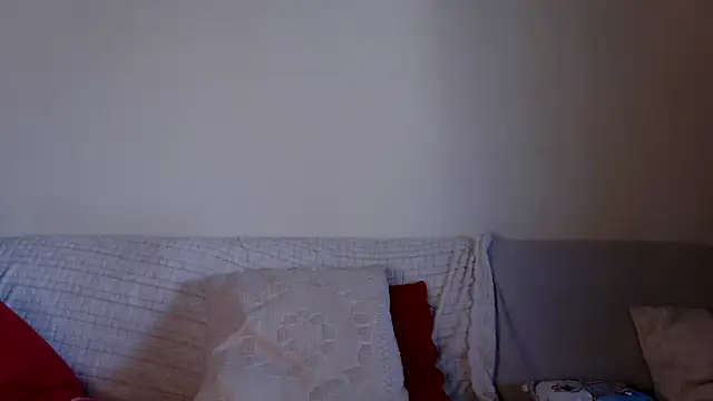 MAIRA  90 online show from September 27, 2025, 9:03 am