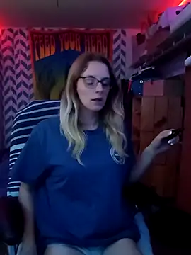 AlicePayne online show from December 19, 2025, 4:52 am