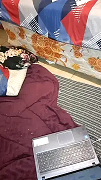 bakedsnackmmh online show from March 22, 2026, 8:45 pm