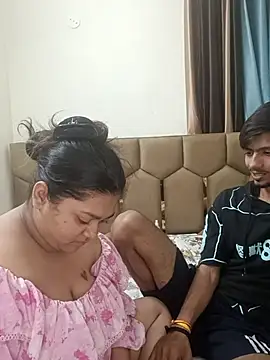 Strip-Couples online show from March 8, 2025, 11:18 pm