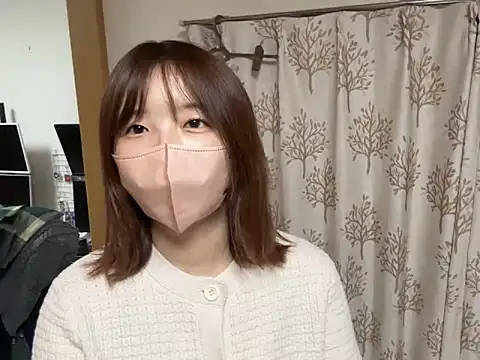 Snapshot of sa_mon_xx chatting on March 18, 2025, 11:41 am sa mon xx online show from March 18, 2025, 11:41 am