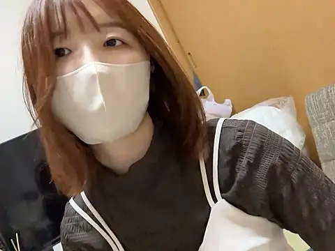 Snapshot of sa_mon_xx chatting on October 18, 2025, 8:37 am sa mon xx online show from October 18, 2025, 8:37 am