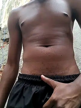 Snapshot of 2BigBlacxxx chatting on October 4, 2025, 5:55 pm 2BigBlacxxx online show from October 4, 2025, 5:55 pm