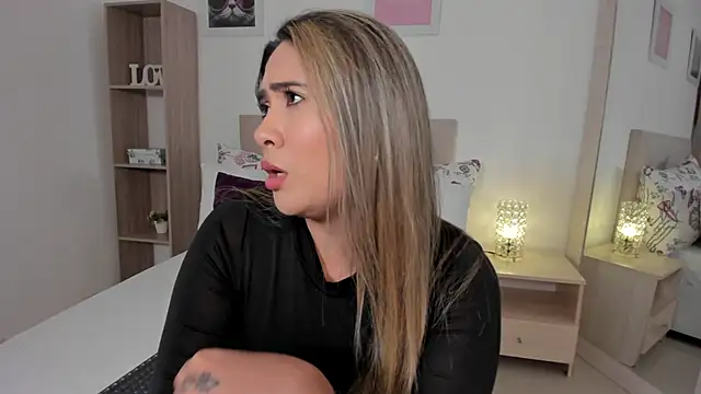 megan jonesss online show from September 30, 2025, 10:04 pm