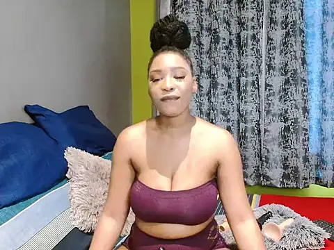 Tallwildnspicey98 online show from November 7, 2025, 6:35 am