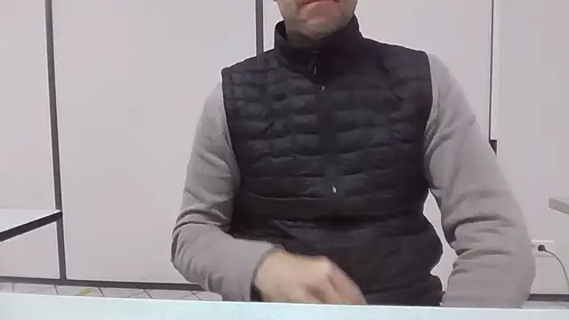 Simon 76 online show from October 24, 2025, 10:22 am