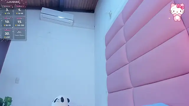 viioletta 18 online show from September 19, 2025, 12:28 pm