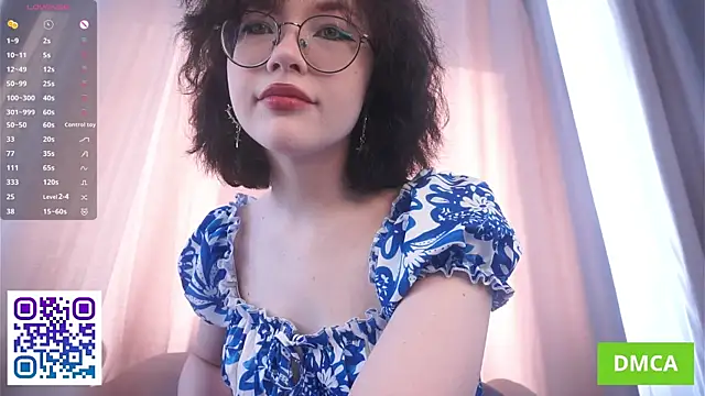 JodyHeap online show from June 12, 2026, 5:06 am