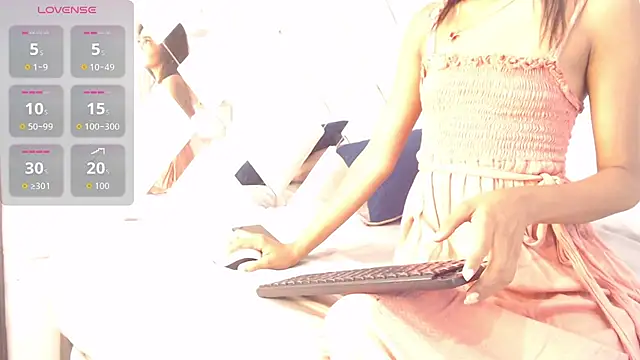 willow smitt online show from March 12, 2026, 12:55 pm