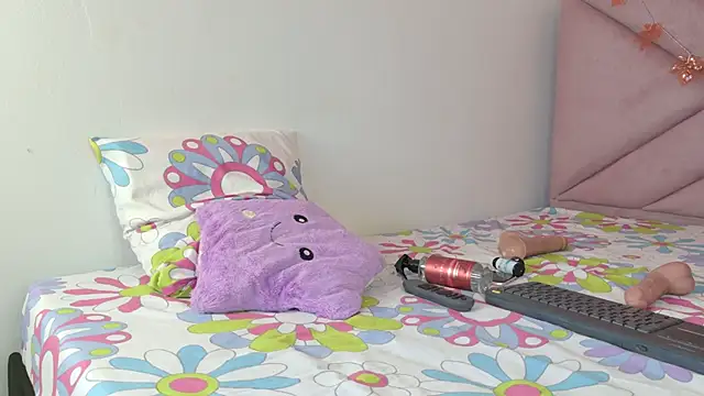 eva sin18 online show from November 27, 2025, 2:13 am