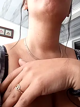 Nathaly 12 online show from November 11, 2025, 5:35 pm