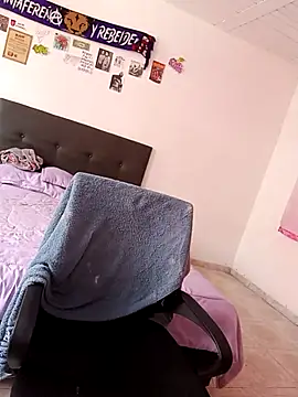 Snapshot of DaniPoison chatting on February 12, 2026, 8:15 pm DaniPoison online show from February 12, 2026, 8:15 pm