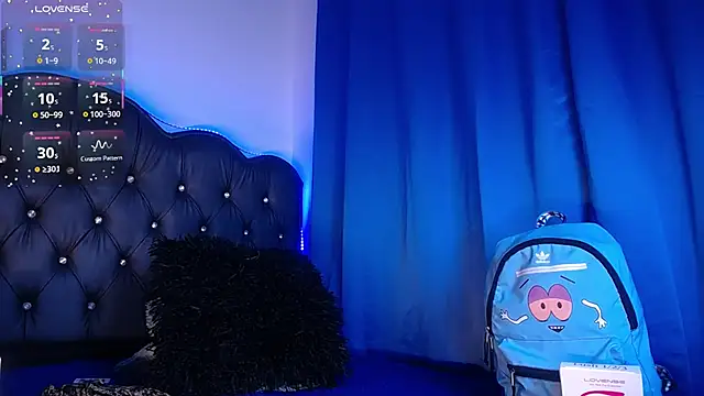 dareck 18 online show from October 21, 2025, 6:58 am