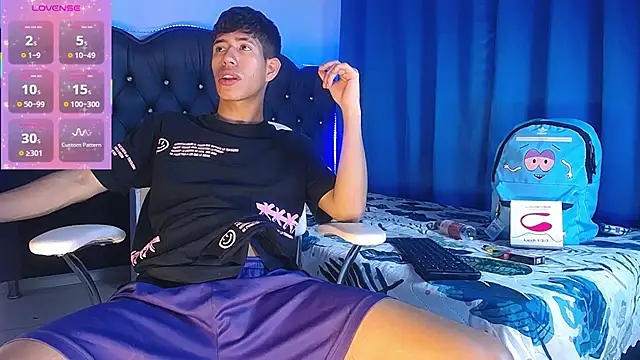 dareck 18 online show from November 5, 2025, 12:32 am