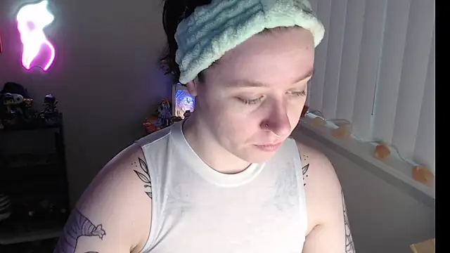 kaisavoid online show from October 24, 2025, 5:31 pm