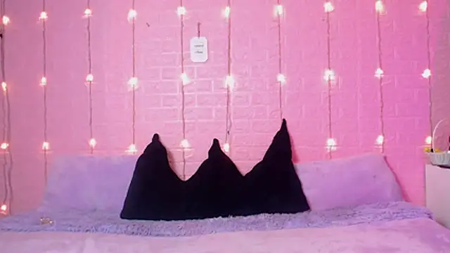 wet valery online show from February 27, 2026, 9:04 pm